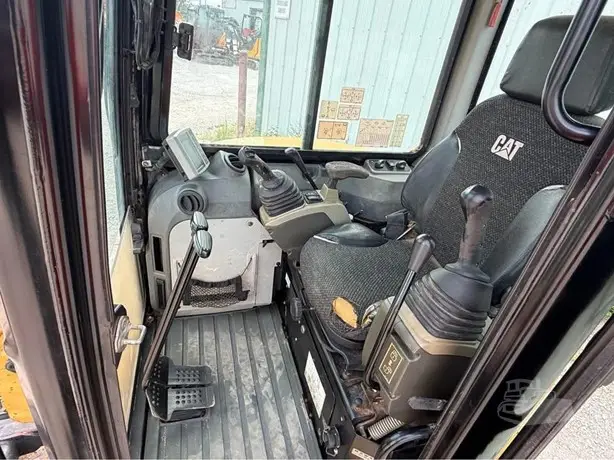 2017 CATERPILLAR 303.5E2 CR photo 6