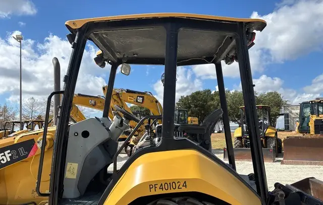 2018 Cat 415F2IL 4x4 photo 40