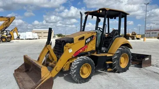 2018 Cat 415F2IL 4x4 photo 7