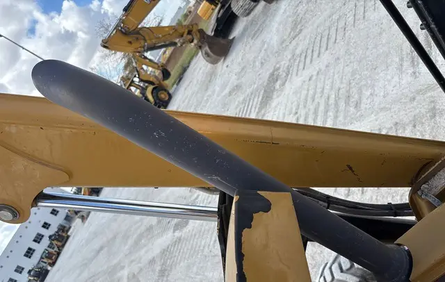 2018 Cat 415F2IL 4x4 photo 65