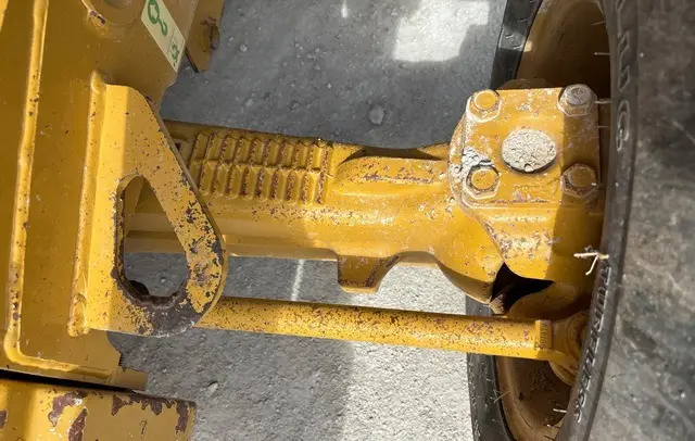 2018 Cat 415F2IL 4x4 photo 23