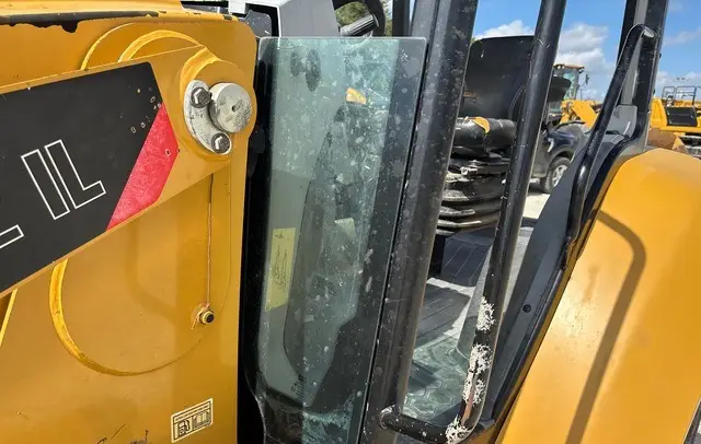 2018 Cat 415F2IL 4x4 photo 71
