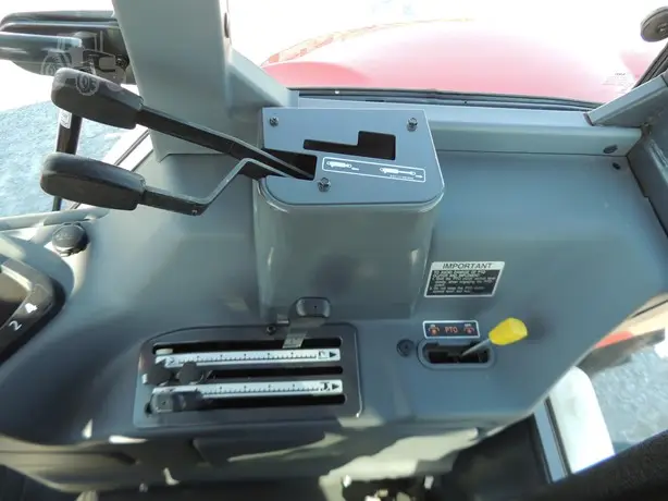 2019 KUBOTA M6S-111SHDC2 photo 28