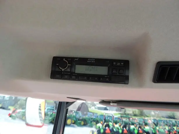 2019 KUBOTA M6S-111SHDC2 photo 30