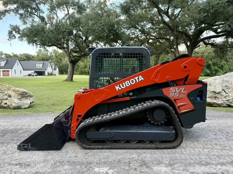 2019 KUBOTA SVL95-2S photo 35