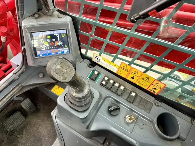 2020 Takeuchi TL12V2 photo 24