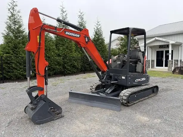 2021 DOOSAN DX35Z-7 photo 1