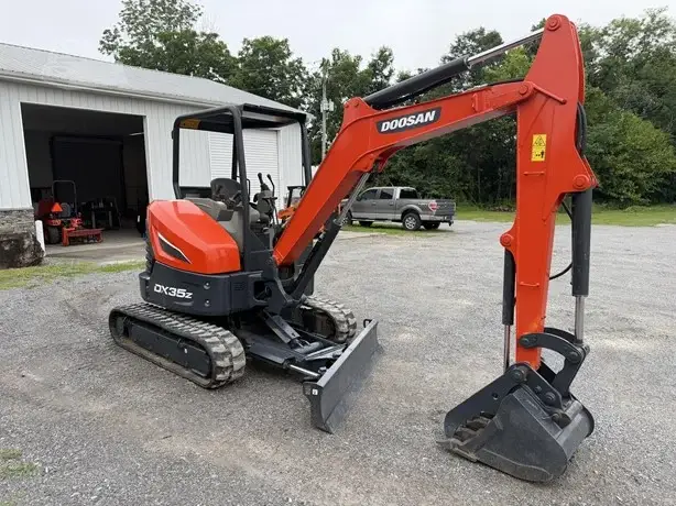 2021 DOOSAN DX35Z-7 photo 6
