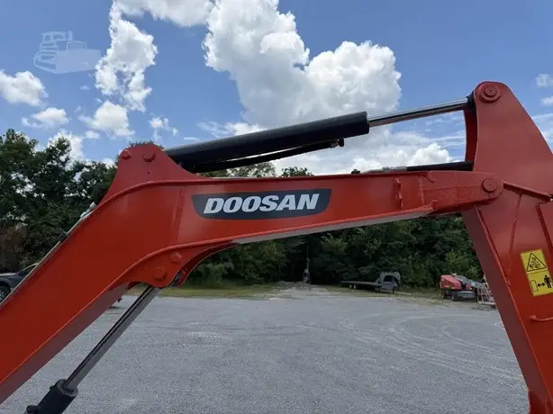 2021 DOOSAN DX35Z-7 photo 13