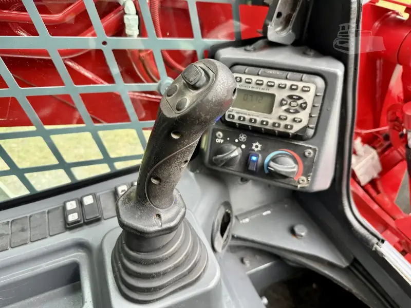2021 TAKEUCHI TL12V2 photo 35