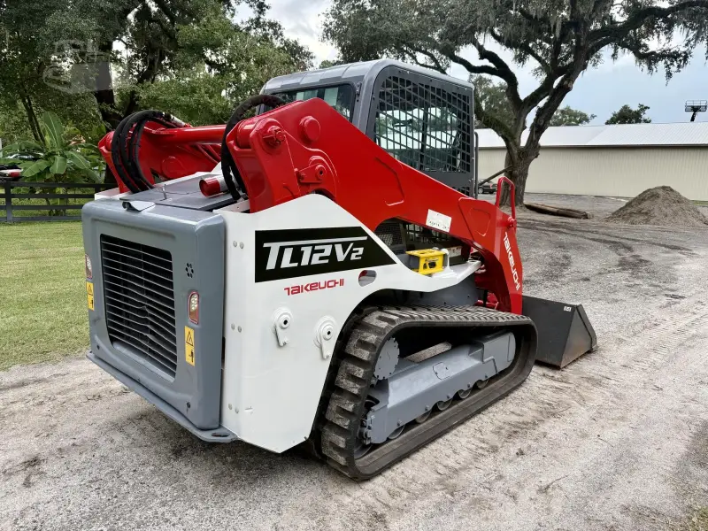 2021 TAKEUCHI TL12V2 photo 3