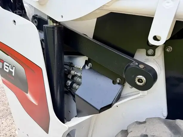 2023 BOBCAT T64 photo 22