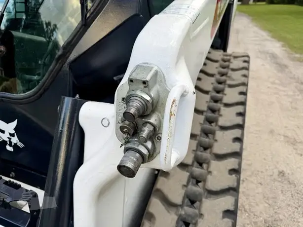 2023 BOBCAT T64 photo 25