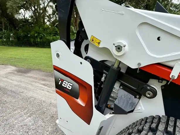 2023 BOBCAT T86 photo 24