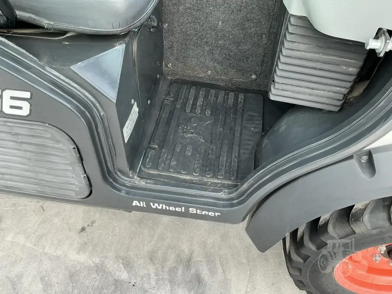 2023 BOBCAT TOOLCAT UW56 photo 46