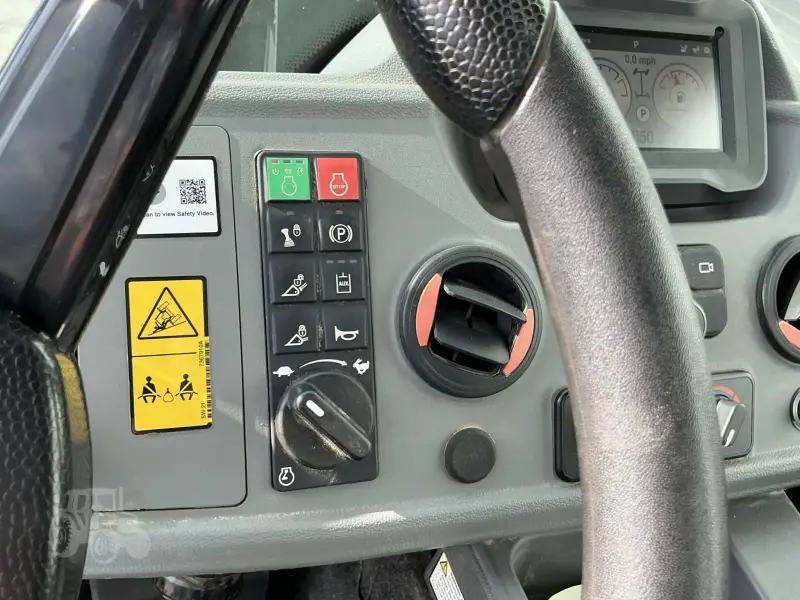 2023 BOBCAT TOOLCAT UW56 photo 28