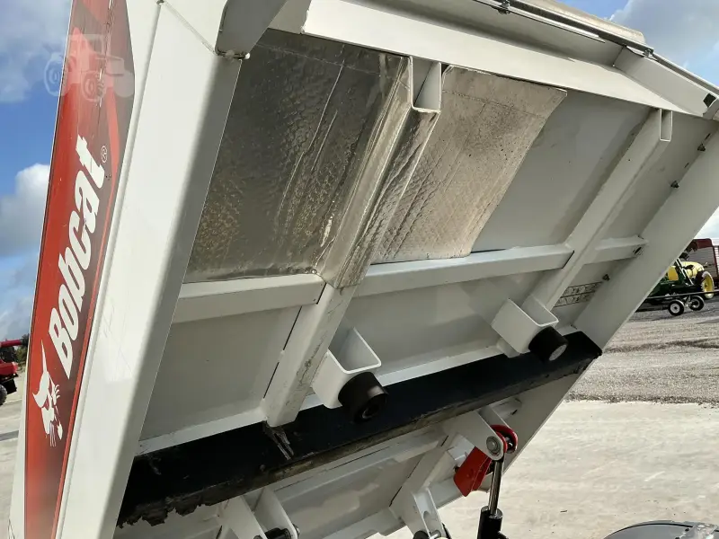 2023 BOBCAT TOOLCAT UW56 photo 22