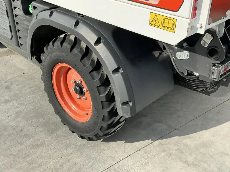 2023 BOBCAT TOOLCAT UW56 photo 13
