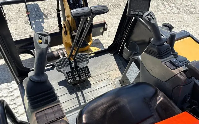 2023 Cat 303.5 CR photo 57