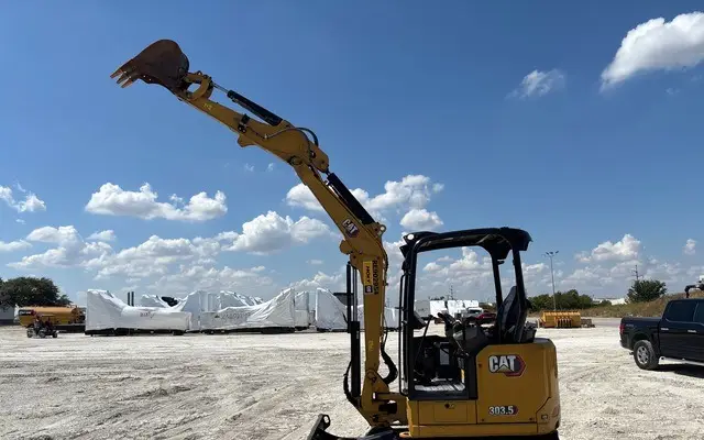 2023 Cat 303.5 CR photo 87