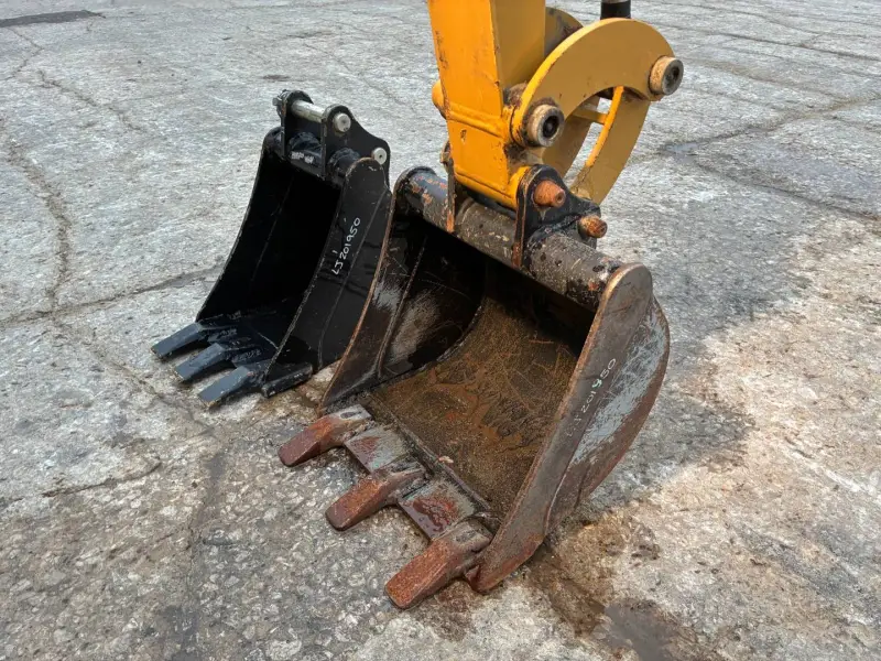 2023 Caterpillar 300.9D photo 10