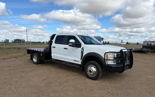 2023 Ford F-550 XL 4x4 photo 22