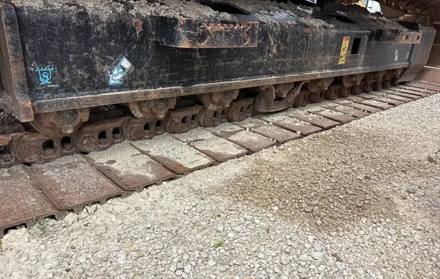 2023 Link-Belt 210X4EX photo 3