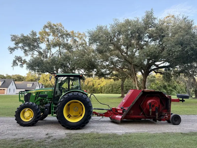 2025 JOHN DEERE 6105E photo 45