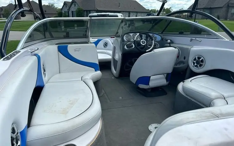 2005 Nautique Air 226 photo 11