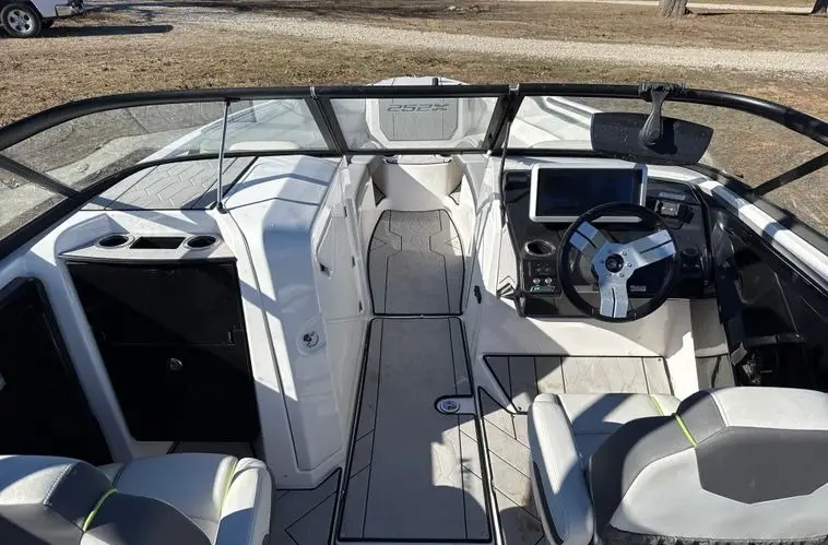 2021 Yamaha 252XE photo 57