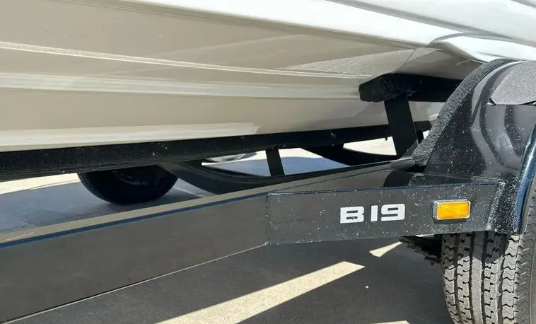 2015 Crownline B19 photo 53