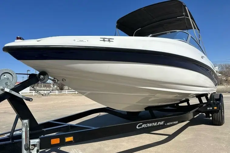2015 Crownline B19 photo 10