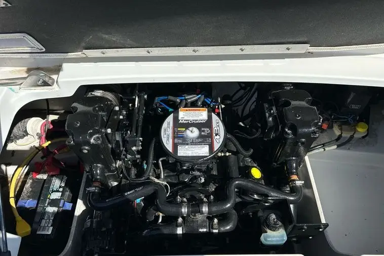 2015 Crownline B19 photo 40
