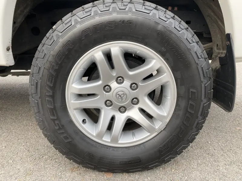 2004 Toyota Tundra SR5 Double Cab V8 4×4 photo 128