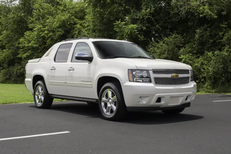 2012 Chevrolet Avalanche LTZ 4×4 photo 1
