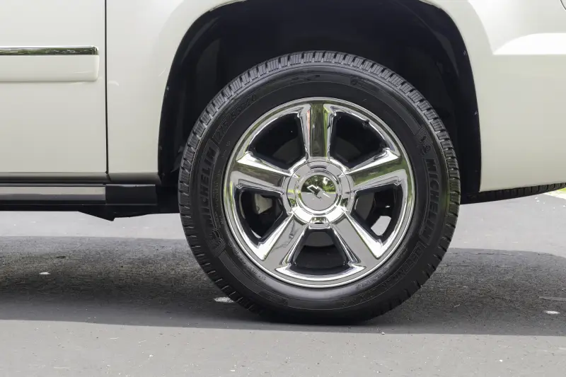 2012 Chevrolet Avalanche LTZ 4×4 photo 23