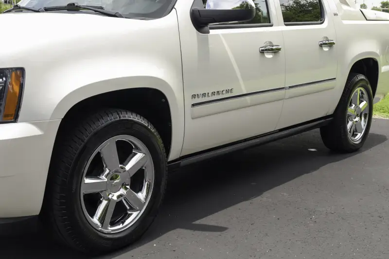2012 Chevrolet Avalanche LTZ 4×4 photo 27