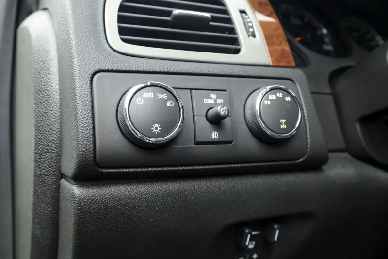 2012 Chevrolet Avalanche LTZ 4×4 photo 97
