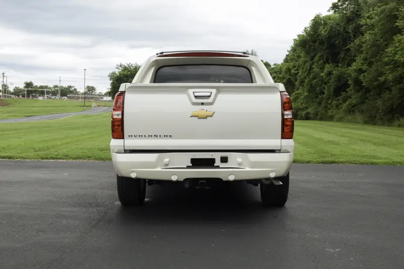 2012 Chevrolet Avalanche LTZ 4×4 photo 11