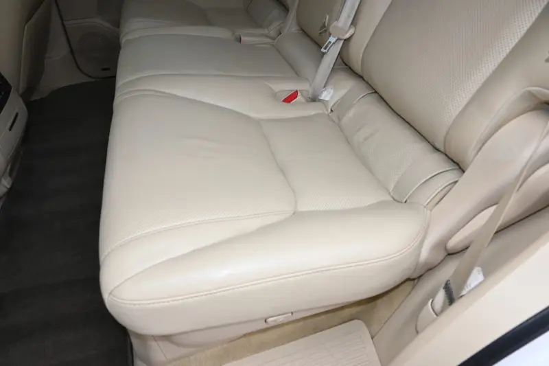 2013 Lexus LX570 photo 184