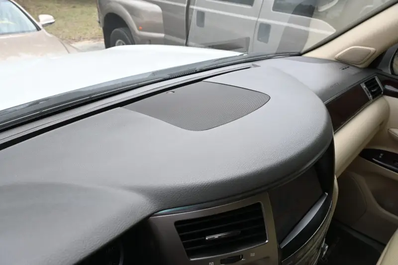 2013 Lexus LX570 photo 144