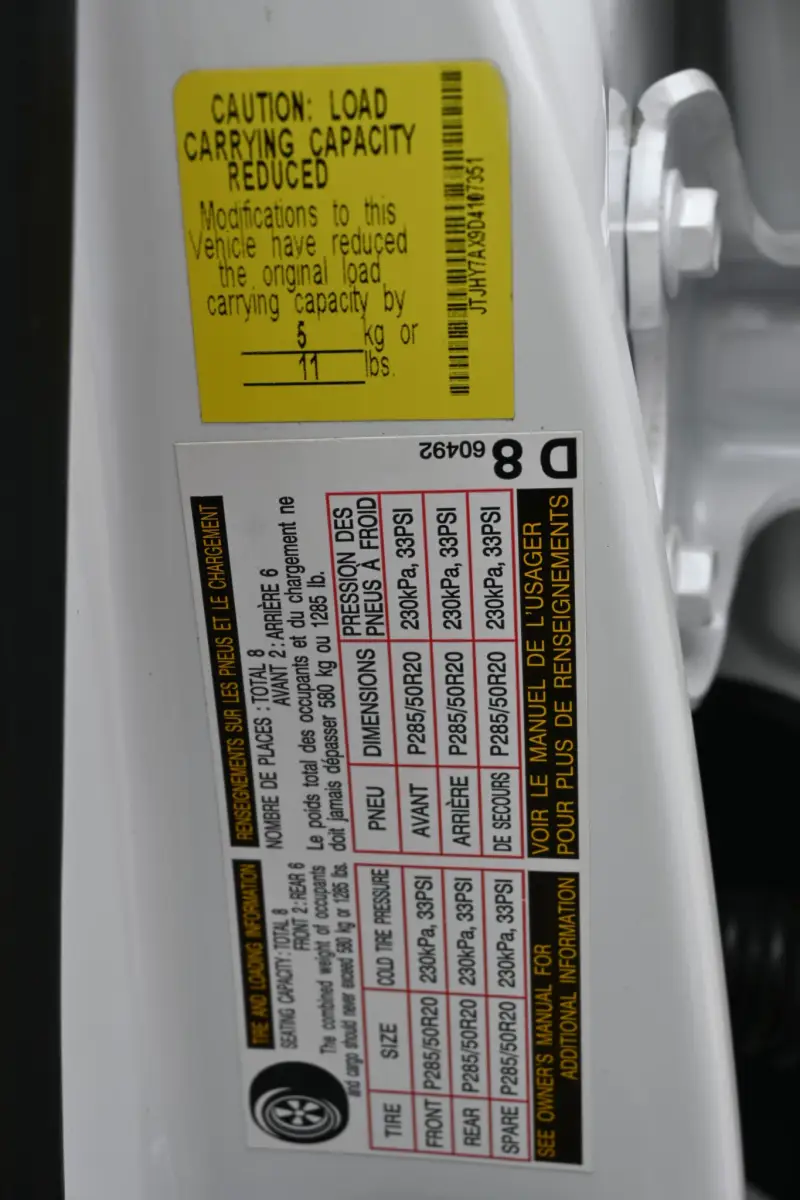 2013 Lexus LX570 photo 268