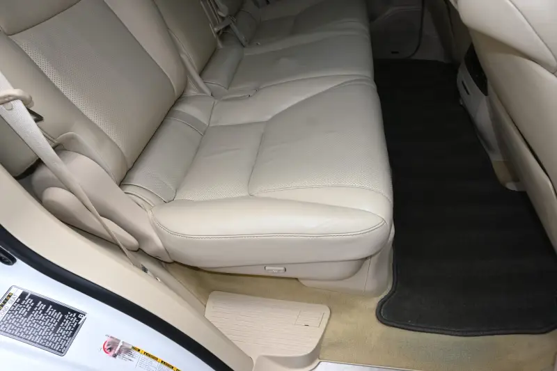 2013 Lexus LX570 photo 228