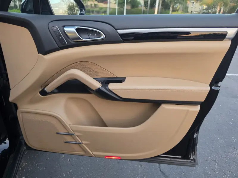 2015 Porsche Cayenne Diesel photo 55