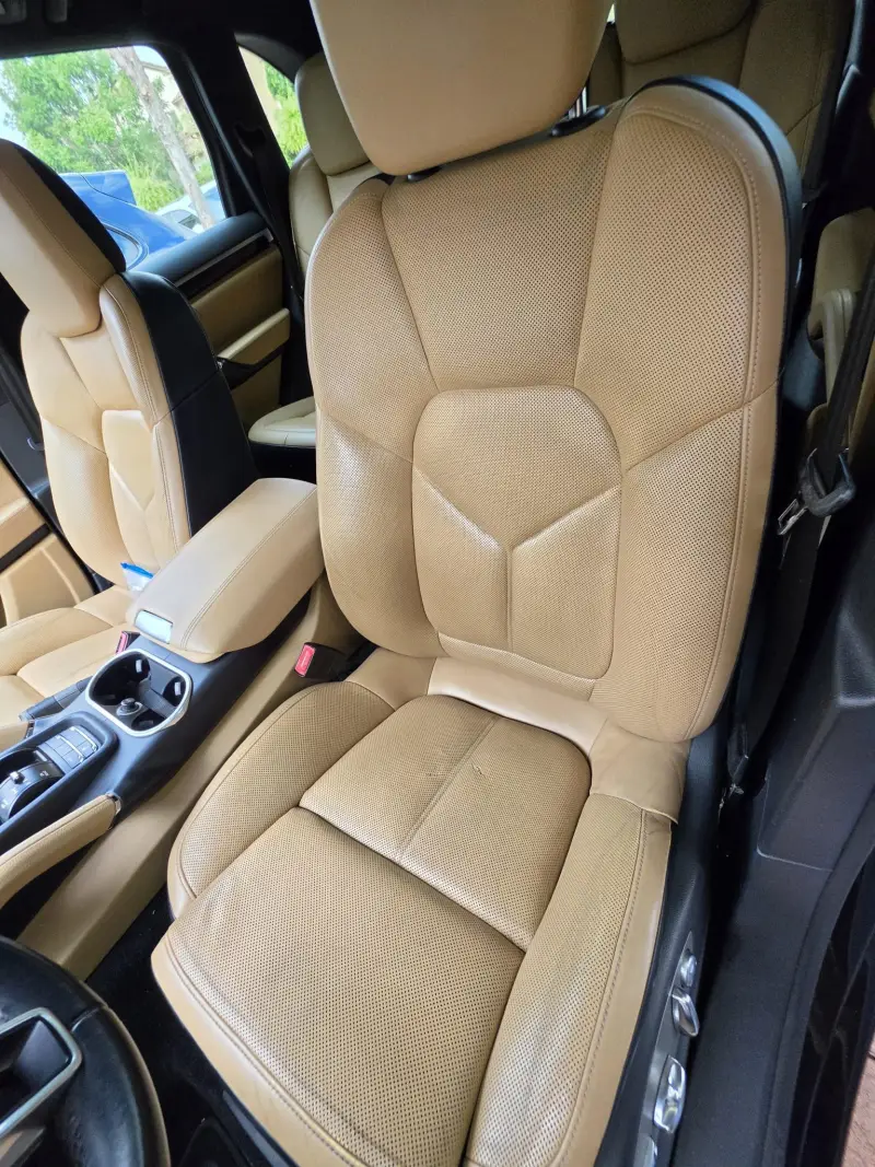 2015 Porsche Cayenne Diesel photo 17