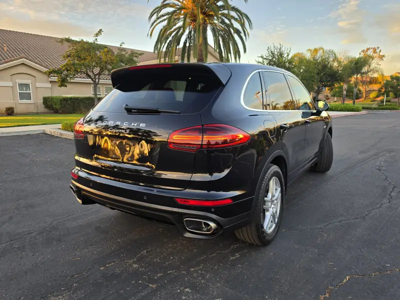2015 Porsche Cayenne Diesel photo 29