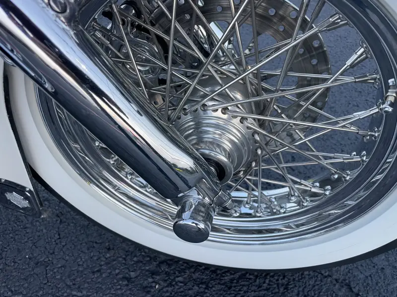 1995 Harley-Davidson Heritage Softail Classic photo 32