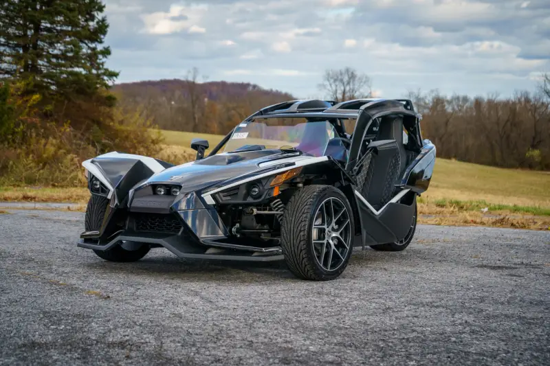 2019 Polaris Slingshot Grand Touring photo 5