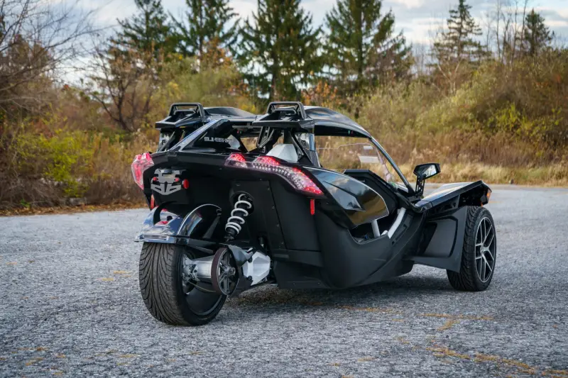 2019 Polaris Slingshot Grand Touring photo 76