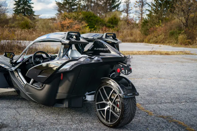 2019 Polaris Slingshot Grand Touring photo 55